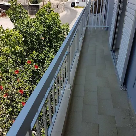 Family Run 2 Bed Studio Apartment 3 * Kardamena (Kos)